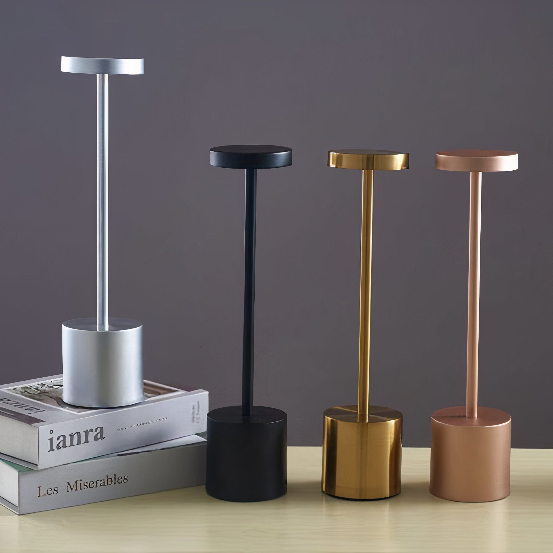 Elegant wireless table lamp