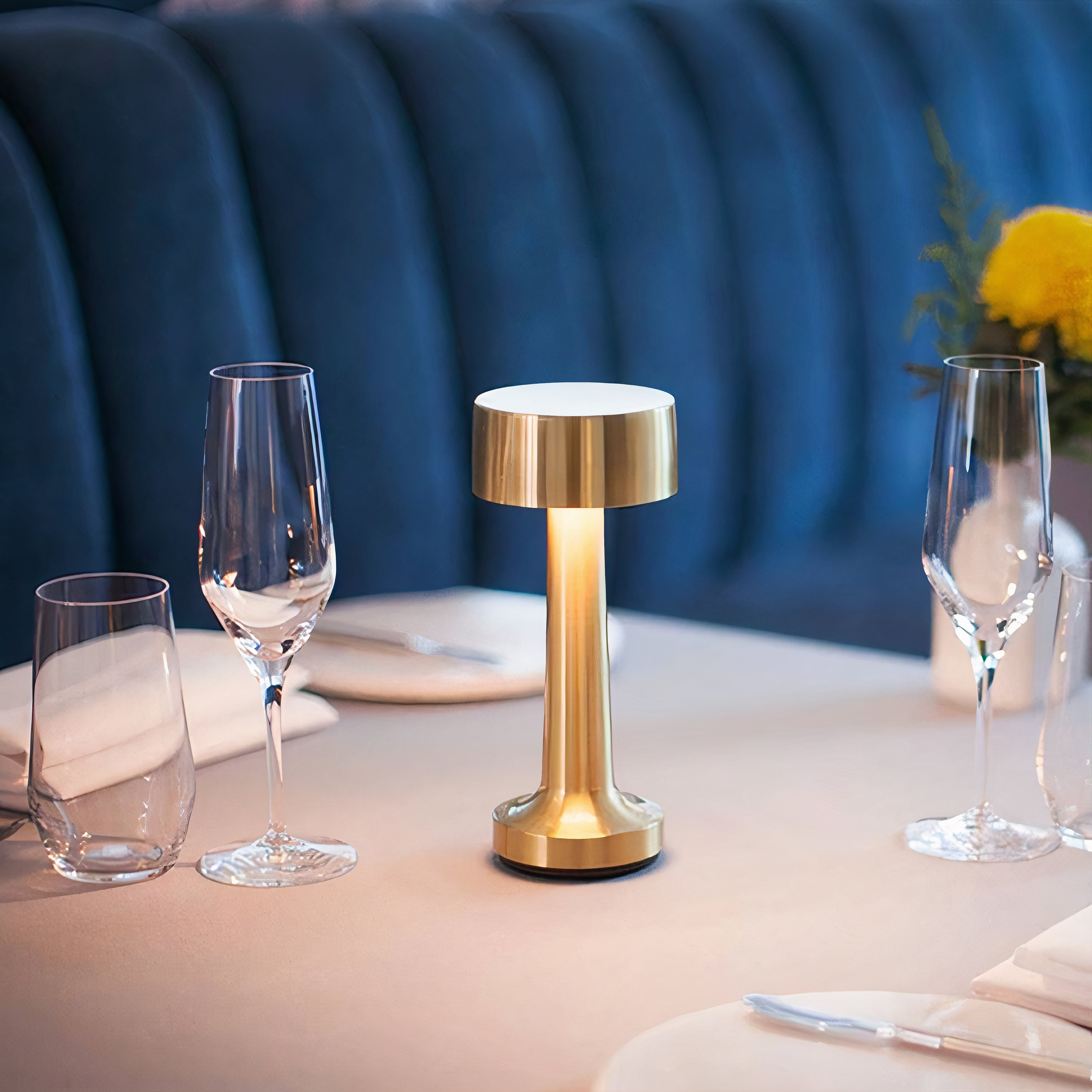 Elegant Dine Table Lamp