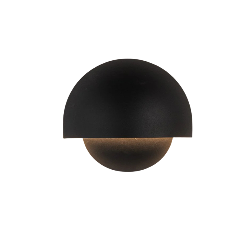 Luxurious Garden Wall Light