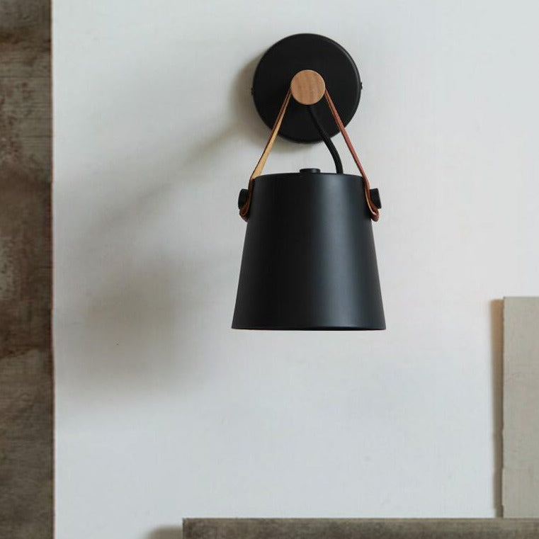 Scandinavian Elegance: Nordic Wall Lamp with Unique Light Accents