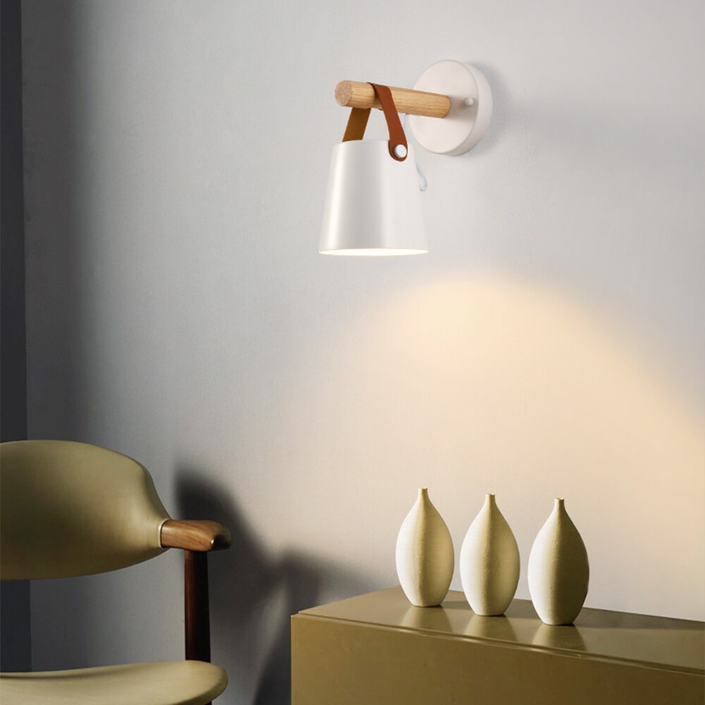 Scandinavian Elegance: Nordic Wall Lamp with Unique Light Accents