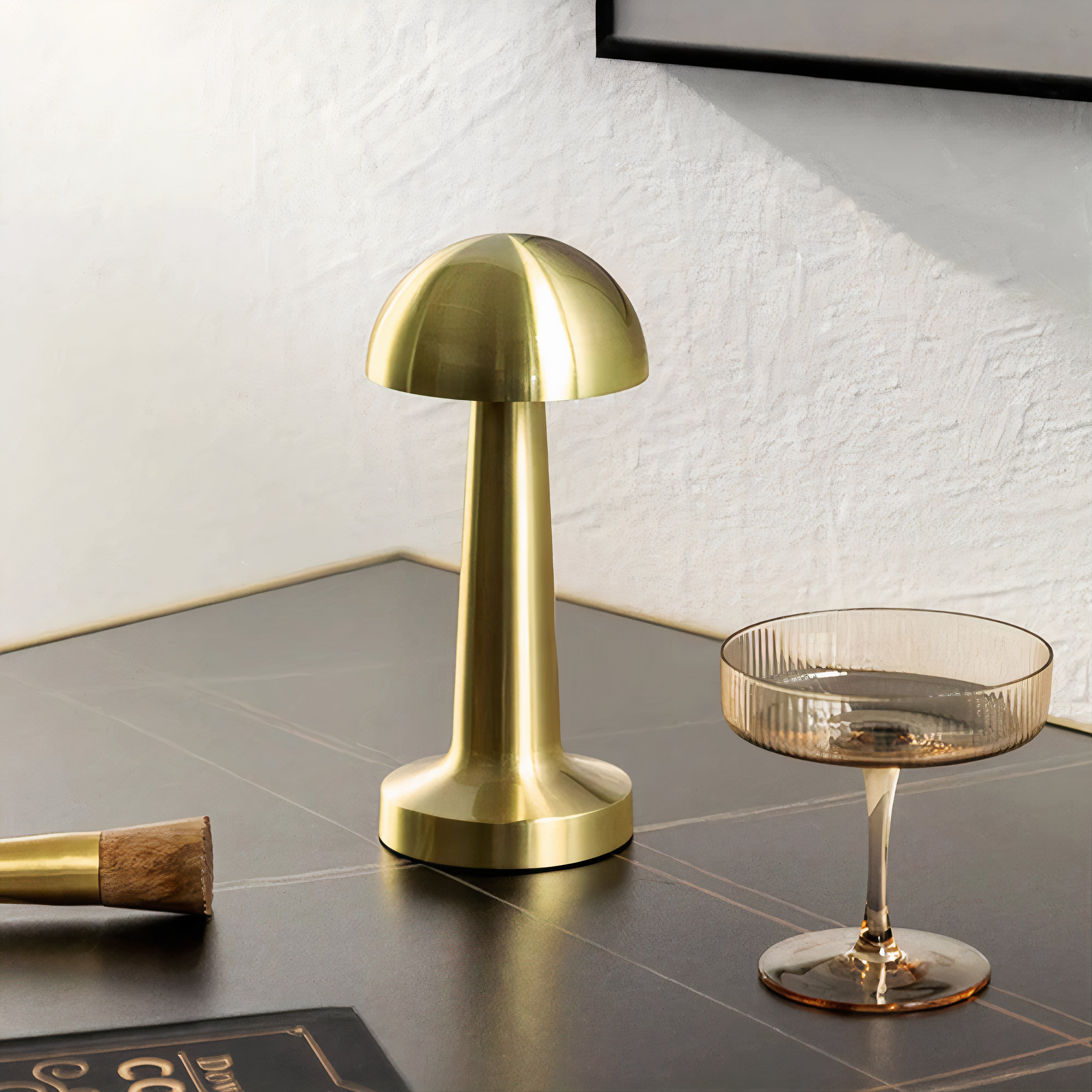 Elegant Dine Table Lamp