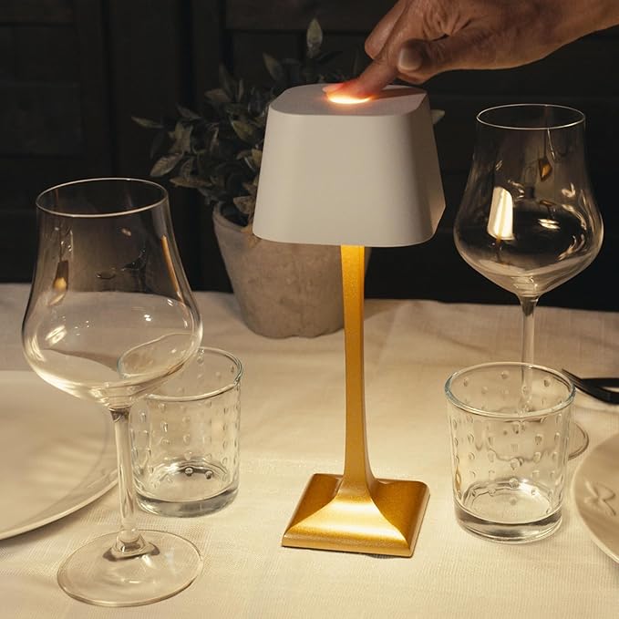 Modern Wireless Table Lamp