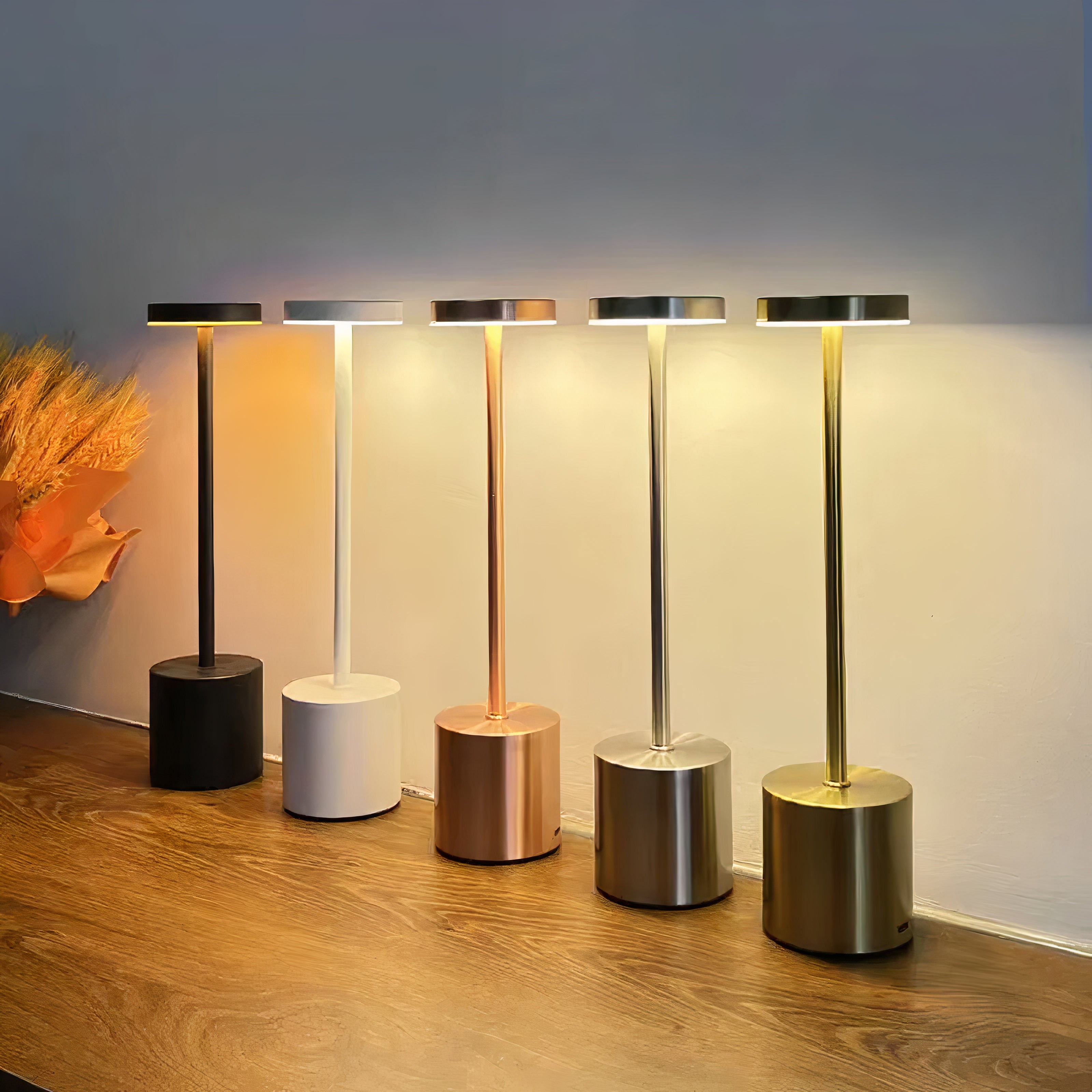 Elegant wireless table lamp