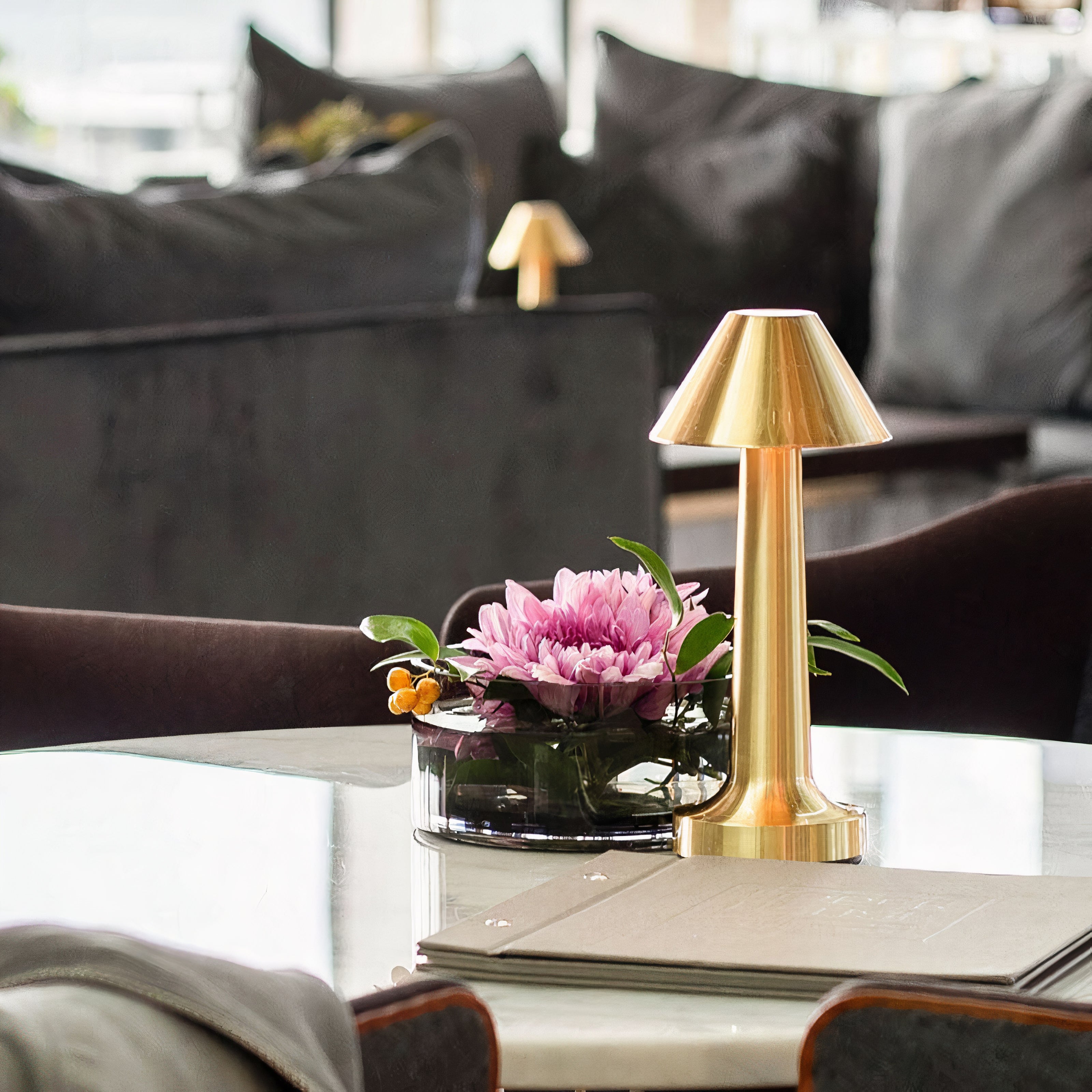 Elegant Dine Table Lamp