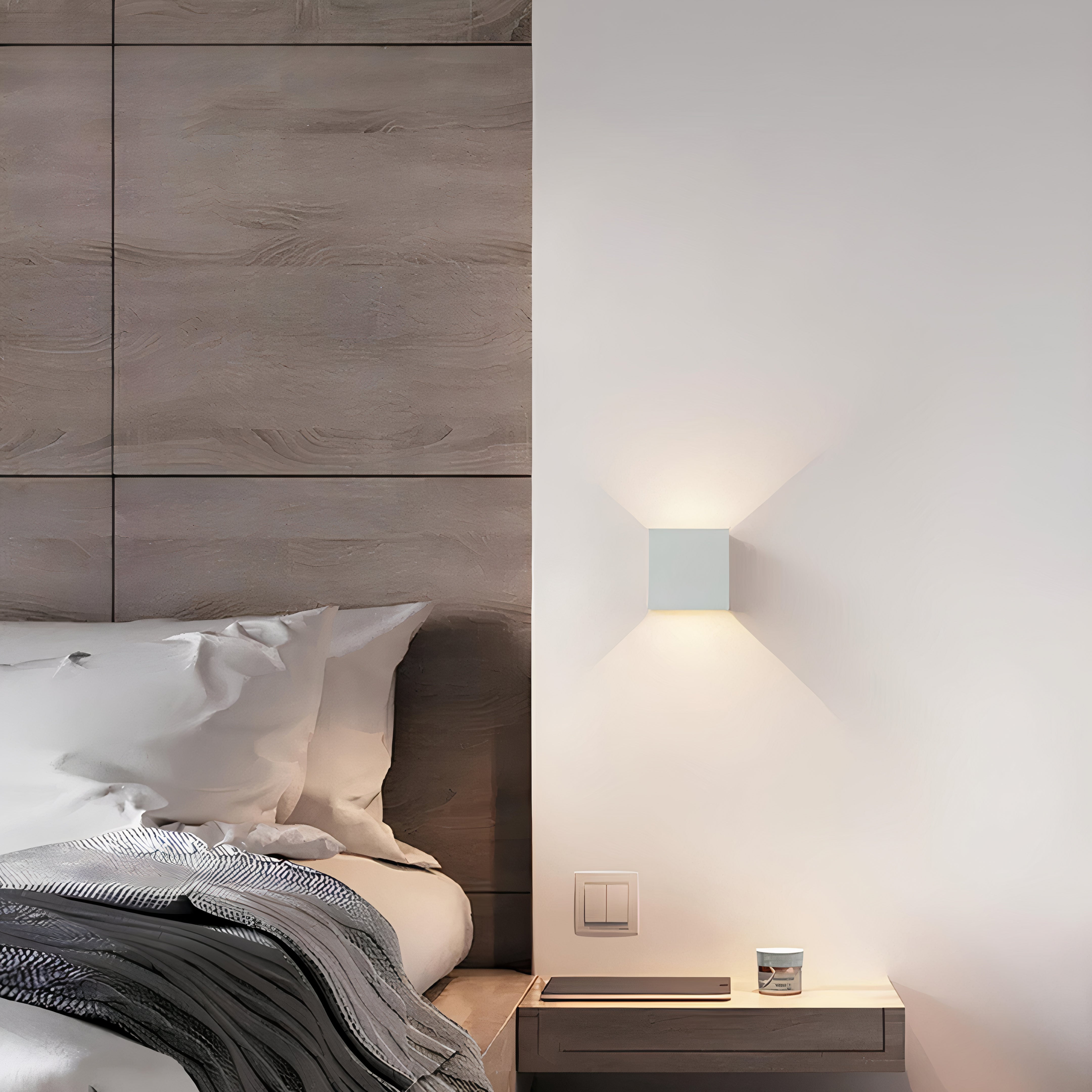 Wireless square wall lamp