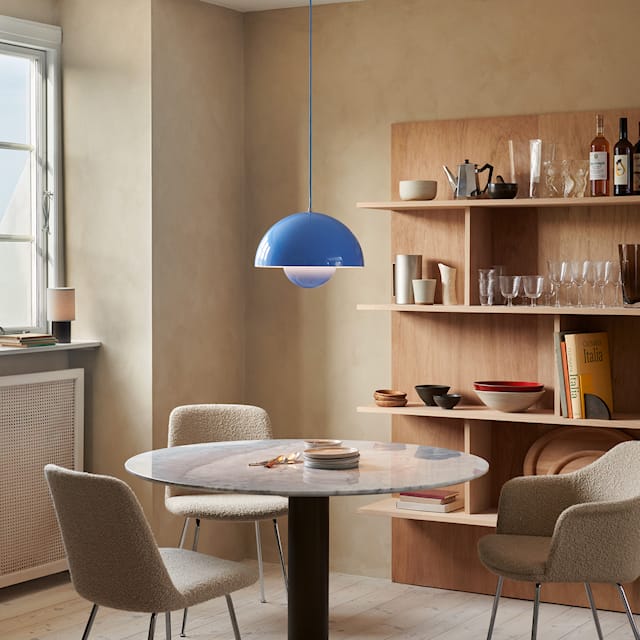 Half-round metal ceiling lamp