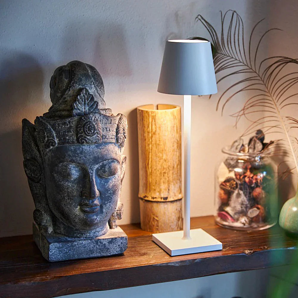 Elegant waterproof table lamp