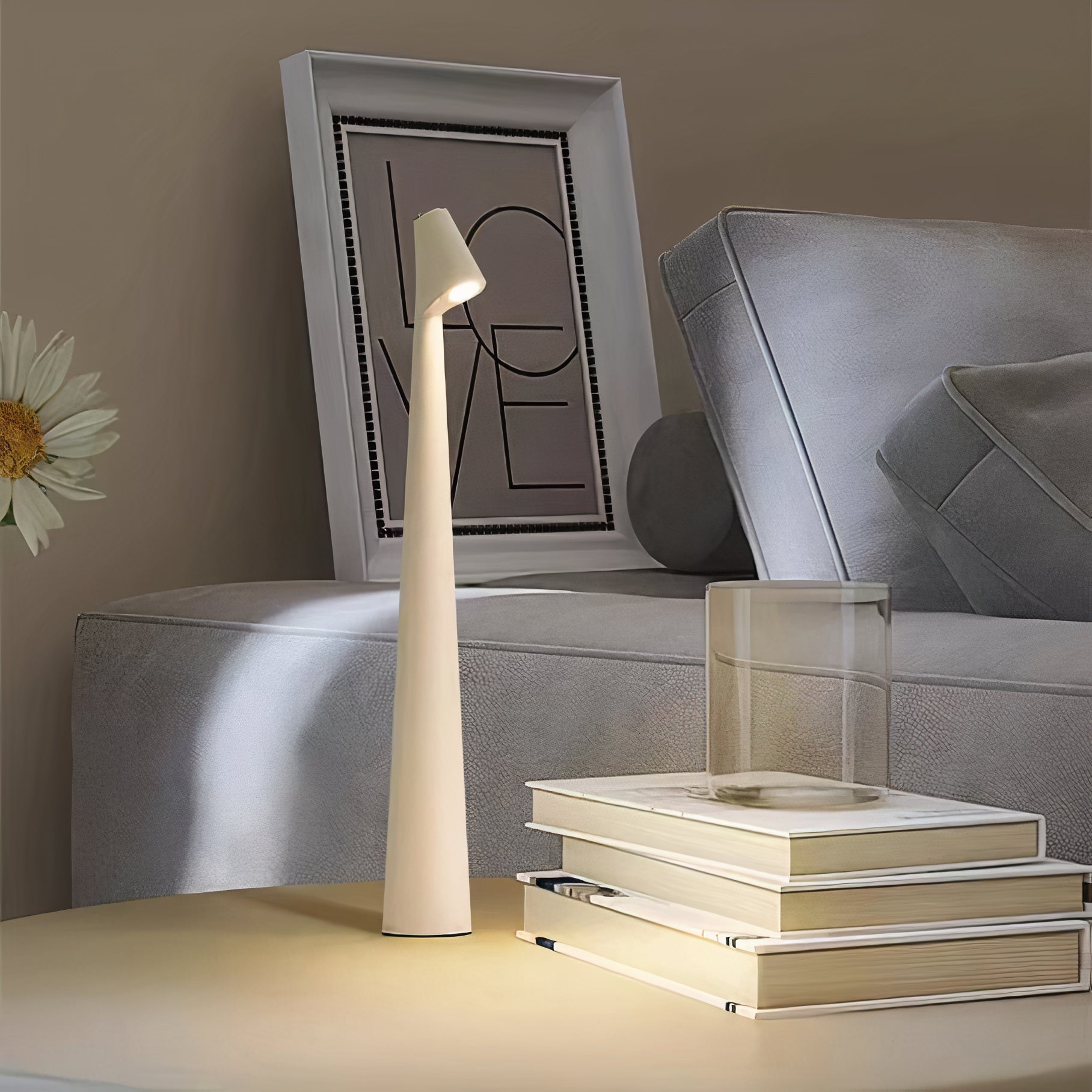 Minimalist Beam Lamp – Portable Ambient Light with Scandinavian Charm