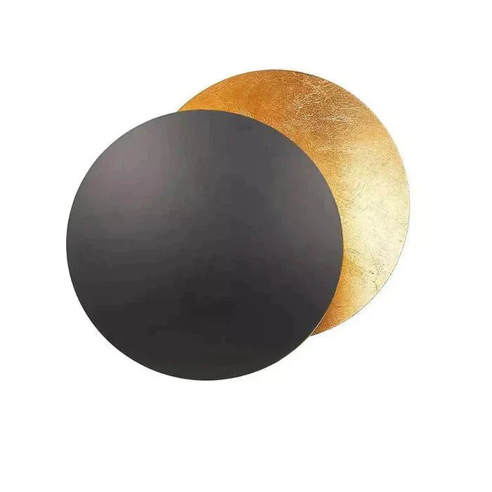 Luxurious wall lamp