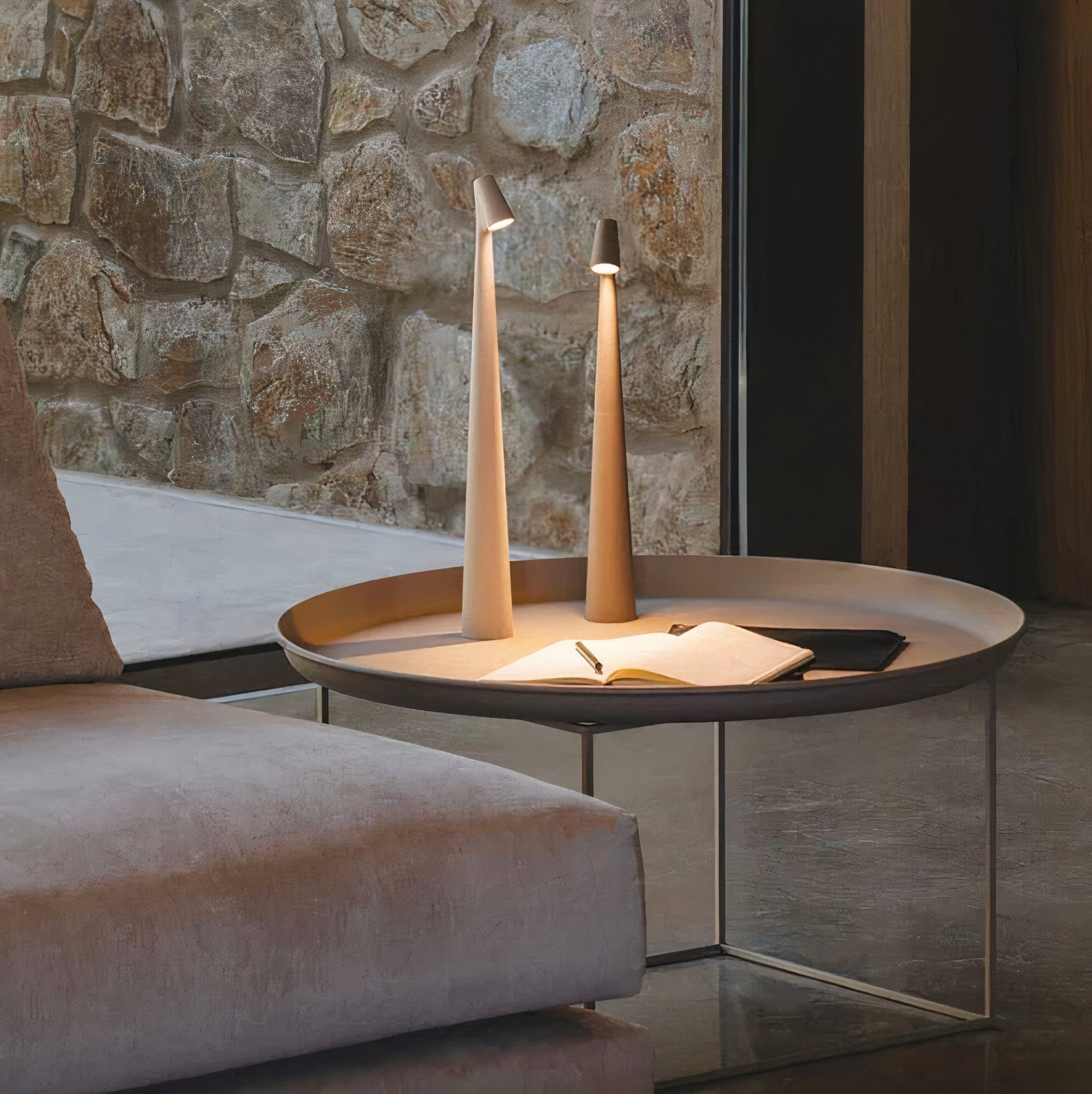 Minimalist Beam Lamp – Portable Ambient Light with Scandinavian Charm