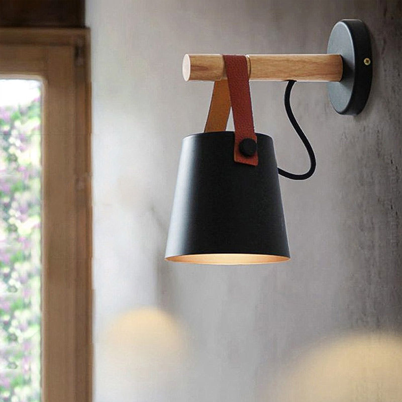 Scandinavian Elegance: Nordic Wall Lamp with Unique Light Accents